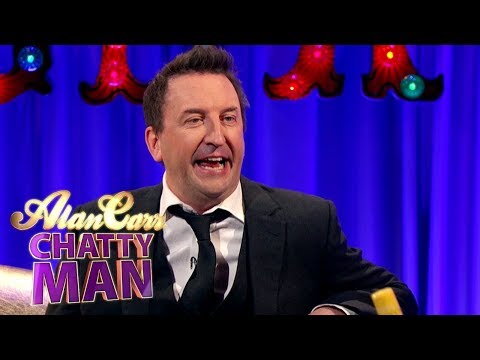 Lee Mack Loses It On Alan's Sofa | Alan Carr: Chatty Man