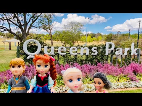 SPRING! Elsa and Anna, Kristoff, Pinas toddlers and mom Elsa witness the Carnival of Flowers 💐