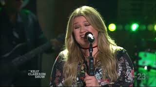 Edge Of Seventeen&quot;By Stevie Nicks of Fleetwood Mac, Sung By Kelly Clarkson May 2022 Live Performance