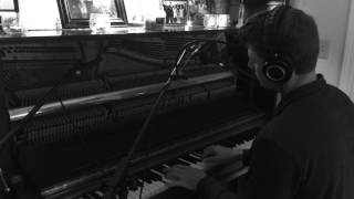 Everglow - Coldplay (LIVE Radio Single Version)