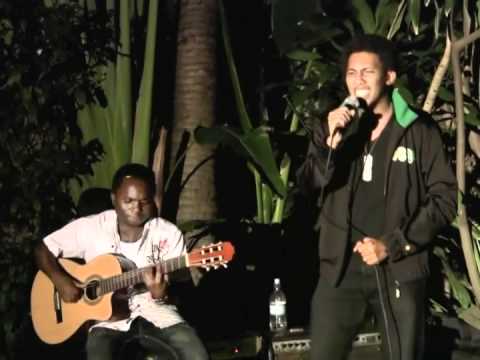 You Used 2 Love Me (Acoustic) - Artopia