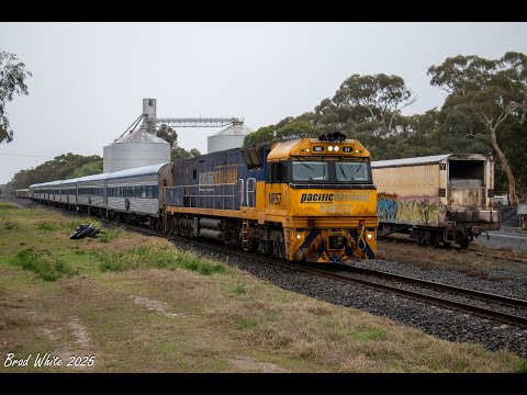 NR57 races through Glenorchy with 1AM8 'The Overland'- 13/7/25
