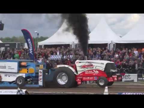 Tractor Pulling Pro Stock 3,5t @ Stroe NL EC 2017 by MrJo