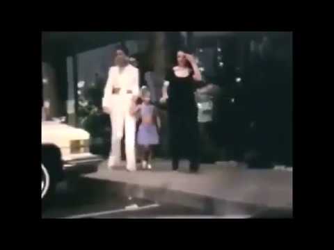 Elvis Presley, Linda Thompson e Lisa Marie   Memphis 1974