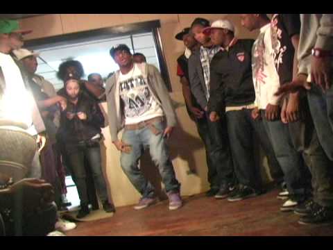 LIL SMASH VS UNDERDOG