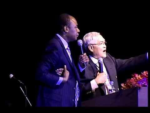 Benny Hinn-Henry Madava-Dag in Grory Filled Thailand 2012,3_3