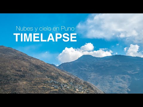 Valle de Puno: Sandia espera con cielos azules y nubes de algodón