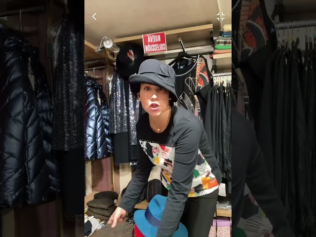 Vídeo relacionado con Final Fantasy Sombreros de Gorro de Juego Gorros de bonete para Hombres Mujeres Deporte de Campo Adorable Sombrero de Punto de otoño con gráficos cálidos