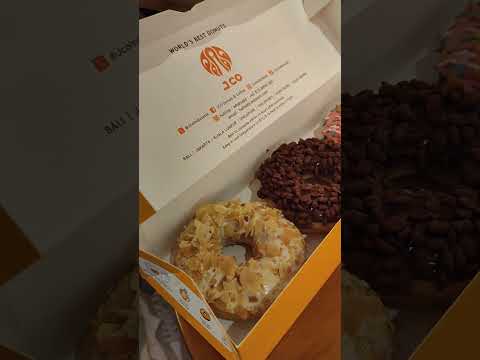YouTube · Mas Yanto Pengin Sukses — Cemilan seru buat nonton Timnas Indonesia vs Thailand? Donut Jico jawabannya! 🍩⚽️