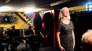 Leaves&#39; Eyes - Irish Rain (acoustic Nijmegen)