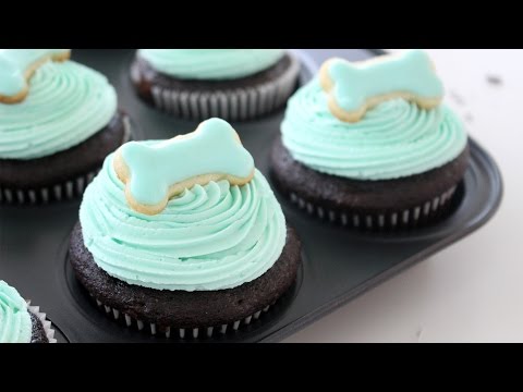 Dog Bone Cake and Cupcakes | RECIPE