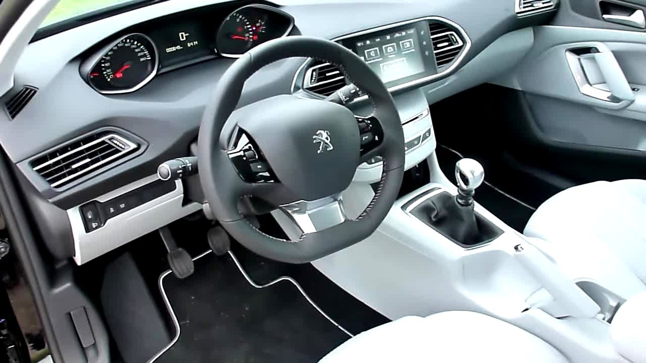 2013 (ALL NEW) Peugeot 308 Active Interieur in Detail