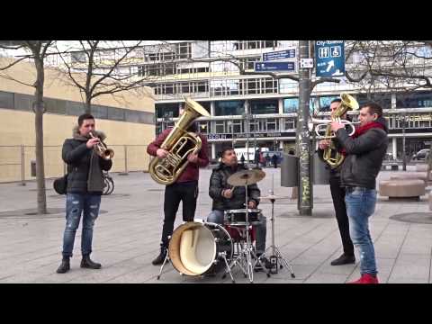 Fanfara Kalashnikov Live @Berlin Breitscheidplatz