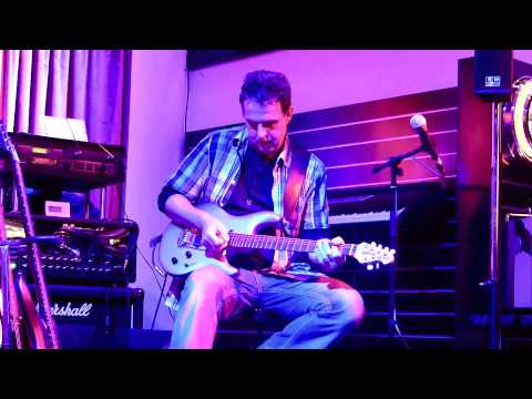The Music Man Guitar Show by Guido Bungenstock