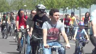 preview picture of video 'Estreno Carril bici Valencia Burjassot'