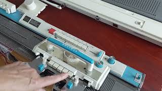 Intarsien, Überblick auf 4 Strickmaschinen