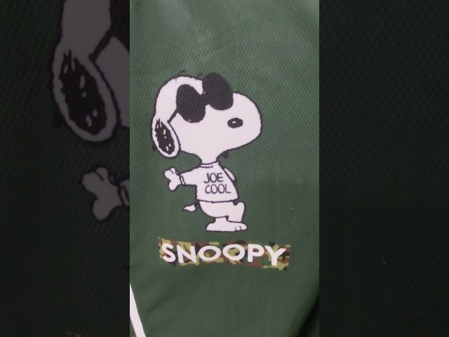 Vídeo relacionado con Logotipo de béisbol clásico deportivo retro de Peanuts Joe Cool Snoopy Sudadera