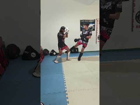 SI VIS PACEM PARA BELLUM PITBULL GYM JUNÍN DE LOS ANDES