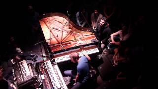 Nils Frahm + toilet brushes