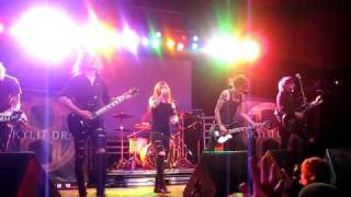 A Skylit Drive - XO Skeleton - First Ave