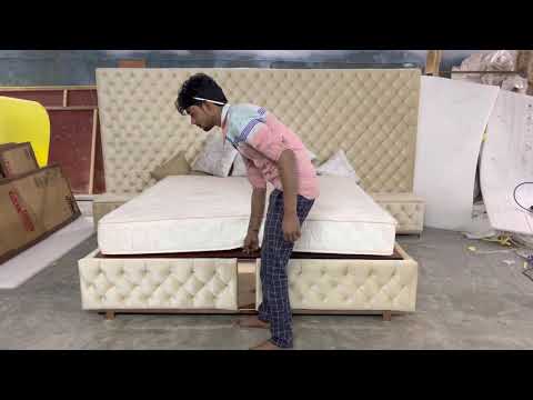 King size wooden designer bed