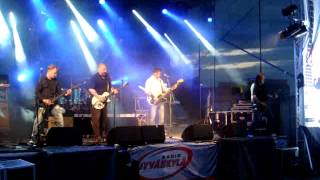 Timo Rautiainen &amp; Neljäs Sektori - Kova Maa