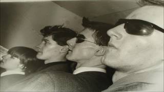 Young Marble Giants - Searching For Mr Right (Peel Session)