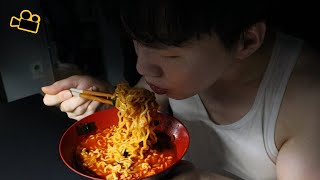 Download lagu 밤에 오징어짬뽕..시네마먹방 Ramen at Night ENG Cinema Mukbang DoNam mp3