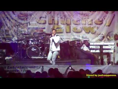 WR Reaz performs at Chutney Glow 7.0