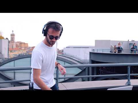 Lady César et Ginger Bitch sur un set de Metroyo