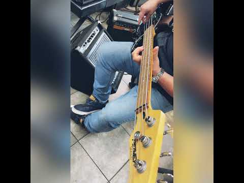 Peavey Forum Bass Guitar black image 11