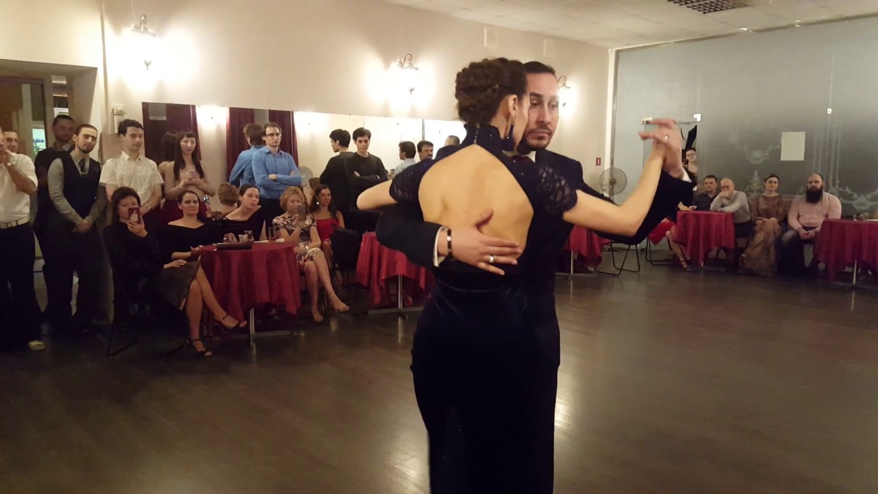 Sebastian Albano & Elvira Lambo @ Milonga "El Salon" 1/3