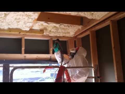 comment appliquer mousse expansive