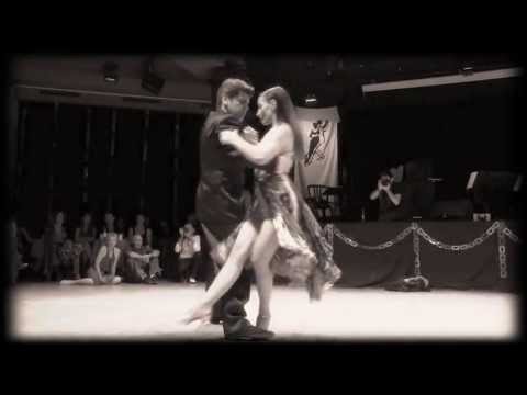  Adrian Veredice  and  Alejandra Hobert  are  dancing  to  the  tango  "  Arrabal  "  in  2013