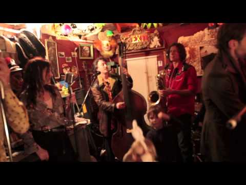 Put me in the Ground - live