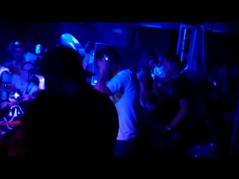 AVH wmc 2012 x-mix Party