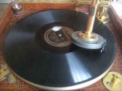 Moonlight Lane - Joe Green's Novelty Marimba Band/ Scrappy Lambert (Voc)