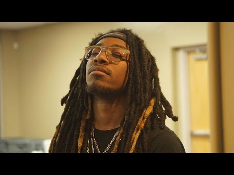 YRN Lingo - Left Right [Prod by Rob Tayolr]