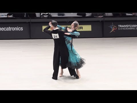 Jaroslav Jesensky - Simona Pavlovicova SVK, Viennese Waltz | World Championship Junior II Standard