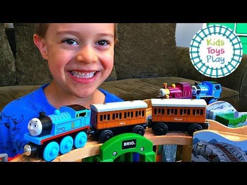 download lagu mp3 mp4 Thomas And Friends Family, download lagu Thomas And Friends Family gratis, unduh video klip Thomas And Friends Family