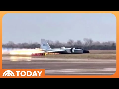 Video: NASA Aircraft Makes Belly Landing After Mechanical Issue