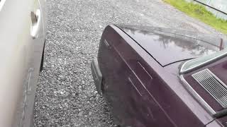 Разворот в два приема относительно угла автомобиля и оси заднего колеса.