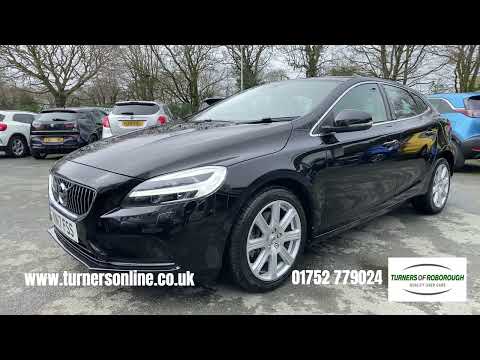 2017 (17) Volvo V40 2.0 D4 Inscription Automatic