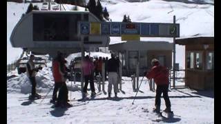 preview picture of video 'Wintersport in de Dolomieten 2011'