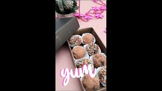 Download lagu Indomie Campur Cokelat, Ternyata Enak Loh mp3