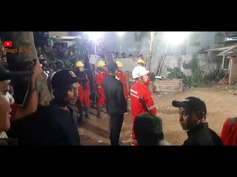 warga berbondong2 ke rumh Bpk supatri BTS BEDAH RUMAH LAGI kilau UANG KAGET LAGI MNC tv @Sugi K.A