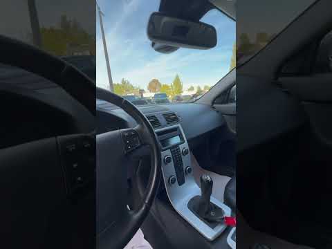 фото volvo v50 i рестайлинг 0