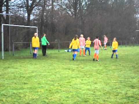 FC Zoetermeer Meiden D10M uit tegen Kickers'69 op 260211