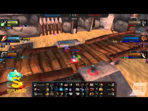 "Gets the Shadowmeld off, 8% HP!" Minpojke barely surviving a hardswap against Speechless