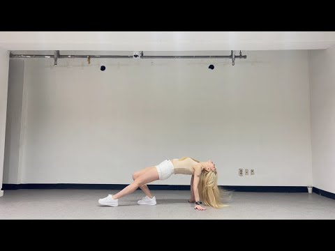 WJSN 'Aura' choreo by Bada